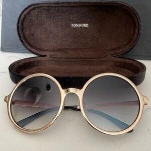 Tom Ford Sunglasses. EUC. No scratches.